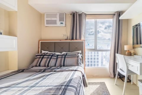 Bed, TV and multimedia