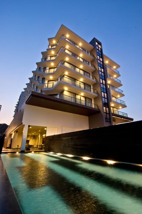 Property building, Swimming pool