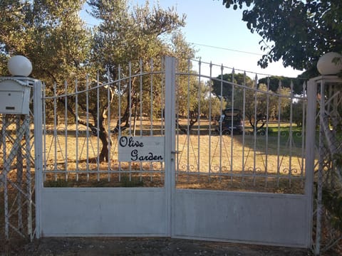 Olive garden guest house Nature lodge in Messenia