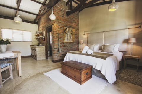 Dining area, Bedroom