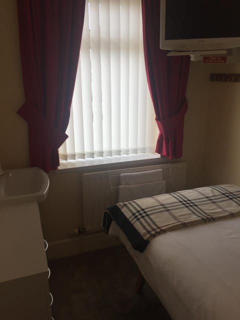 San Michele Guest House Bed and Breakfast in Poole