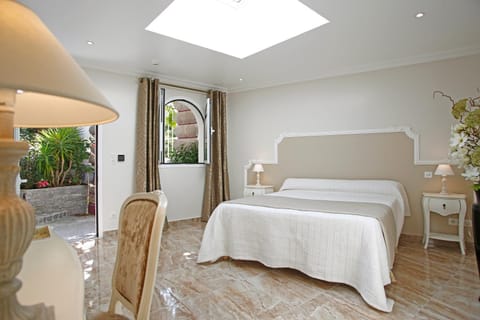 Patio, Bedroom