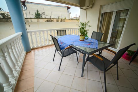 Property building, Balcony/Terrace