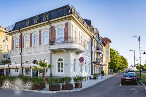 Property building, Facade/entrance, Neighbourhood