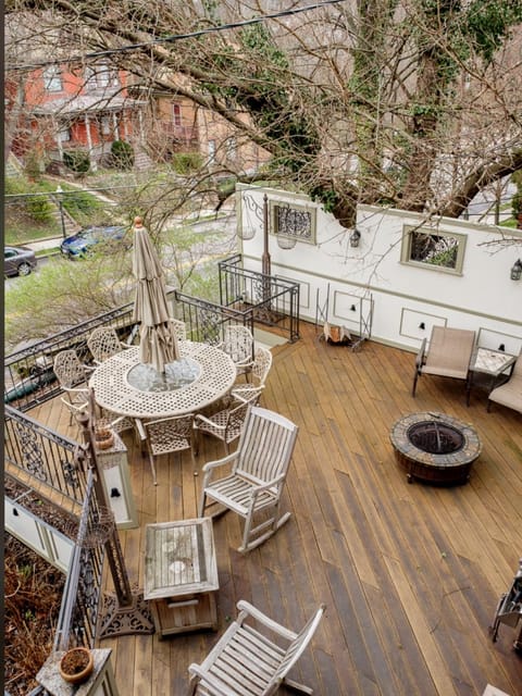 Gaslight Bed & Breakfast Bed and Breakfast in Cincinnati