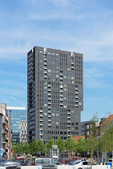 Property building, Facade/entrance