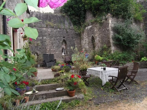 Manor House Annex - Sleeps up to 6 People House in Shepton Mallet