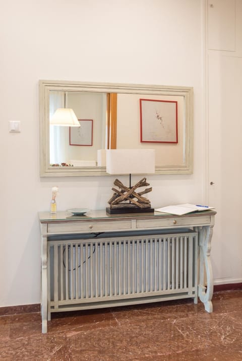 Anastasia's House Apartment in Volos