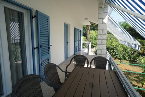 Garden, Balcony/Terrace, Seating area