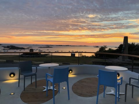 Natural landscape, Balcony/Terrace, Sea view, Sunset