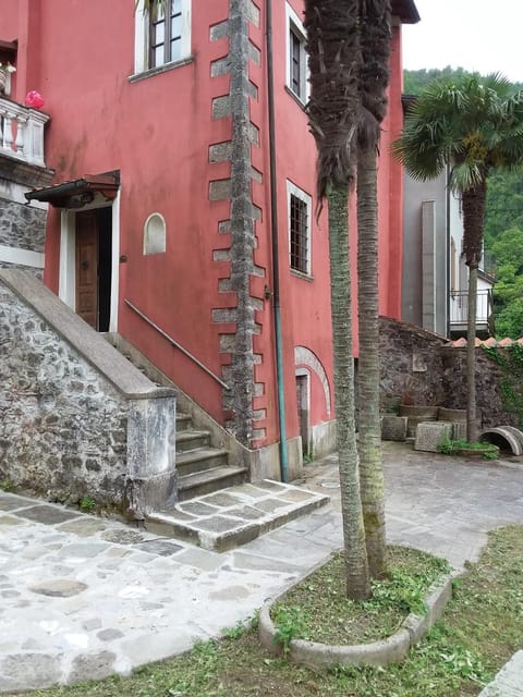 Property building, Street view