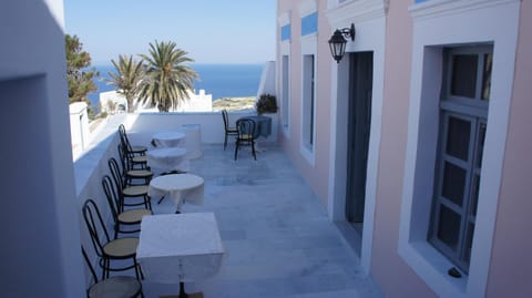 Marcos Rooms Apartment hotel in Oia