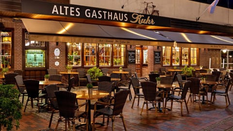 Property building, Restaurant/places to eat, Banquet/Function facilities