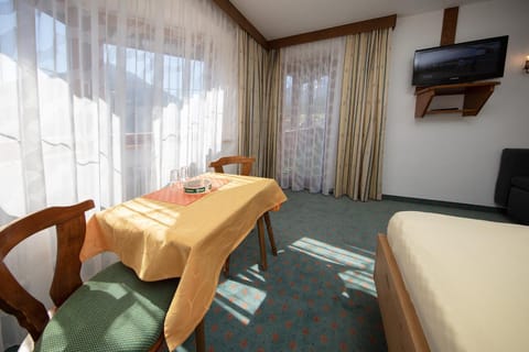 Gästehaus Marco Bed and Breakfast in Soelden