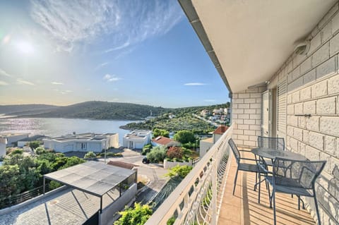 Property building, Day, View (from property/room), Balcony/Terrace, Sea view