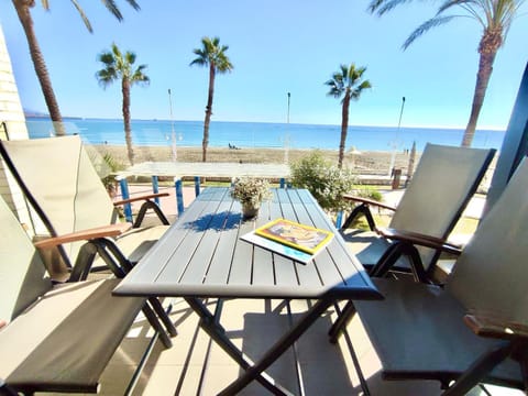 Balcony/Terrace, Balcony/Terrace, Dining area, Beach, Sea view