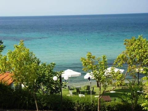 Para Thin Alos Inn Apartment in Halkidiki