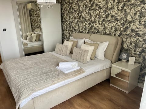 Bed, Photo of the whole room, Bedroom, towels, wardrobe