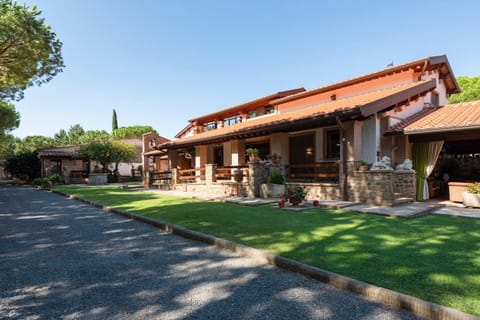 Property building, Garden