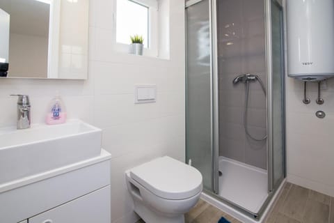 Luxury Mobile Homes Liza2 Campground/ 
RV Resort in Biograd na Moru