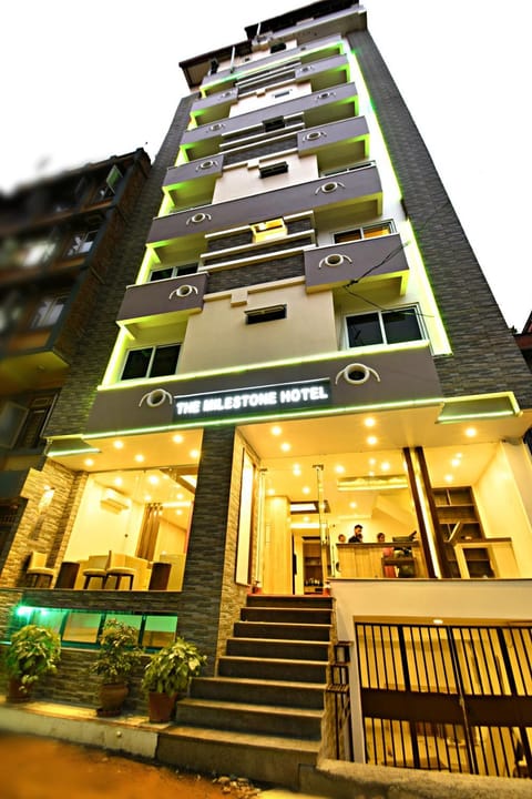Property building, Facade/entrance