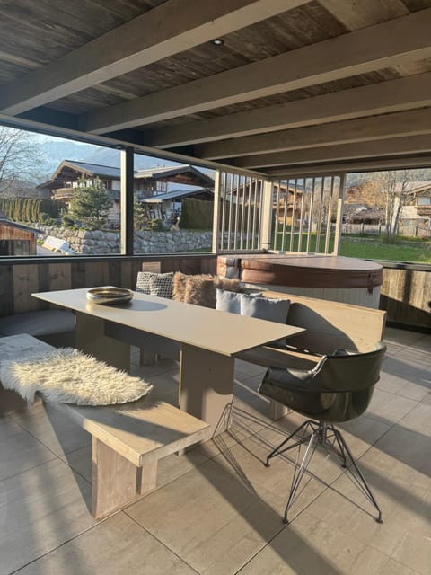 Balcony/Terrace, Seating area, Dining area