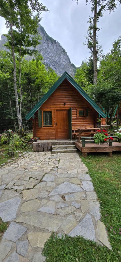 Day, Natural landscape, Garden, Garden view, Mountain view