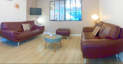 chemin neuf jardin Apartment in Gréoux-les-Bains