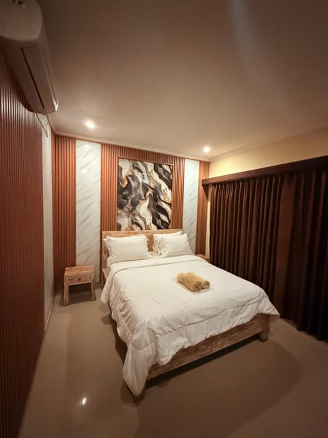Dicky Guest House Batu Bolong Bed and Breakfast in North Kuta
