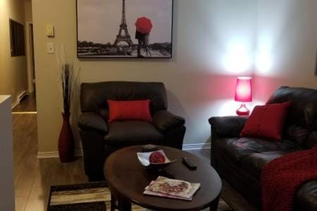 Sweet 2-Bedroom Penthouse Apartment by Amazing Property Rentals Apartment in Gatineau
