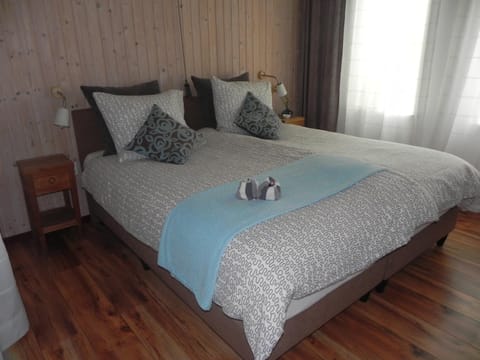 Bed, Decorative detail, Bedroom
