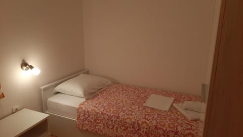 Apartmani MW , Zuti apartman Apartment in Lika-Senj County