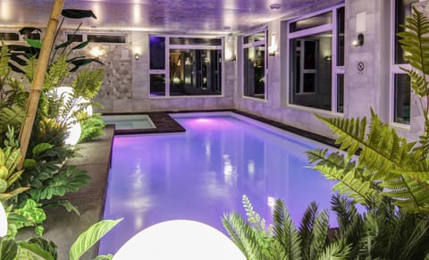 Pool view, Swimming pool, Swimming pool