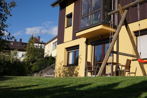 Facade/entrance, BBQ facilities, Garden, Balcony/Terrace, Dining area