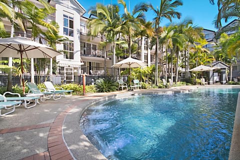 Day, Swimming pool, Swimming pool