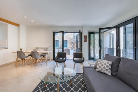 Balcony/Terrace, Living room, Seating area, Dining area