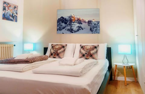 DOLOMIA APARTMENTS Pinzolo Apartment in Pinzolo