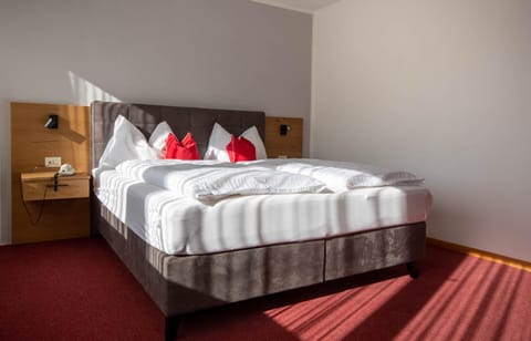 Hotel Tiroler Kreuz Hotel in Tirol