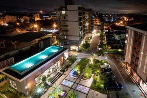 Property building, Bird's eye view, Location