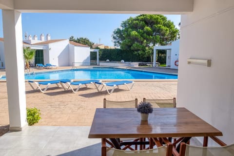 Patio, Swimming pool