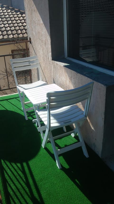 Garden view, Mountain view