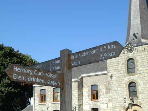 Herberg Oud Holset Hotel in Vaals