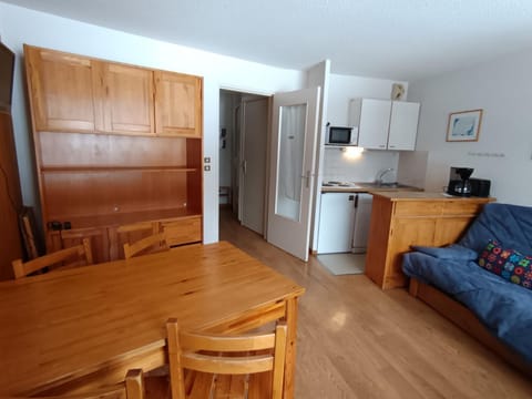 Appartement skis aux pieds pour 6 pers., animaux admis, vue sur les pistes - FR-1-445-99 Apartment in Montgenèvre