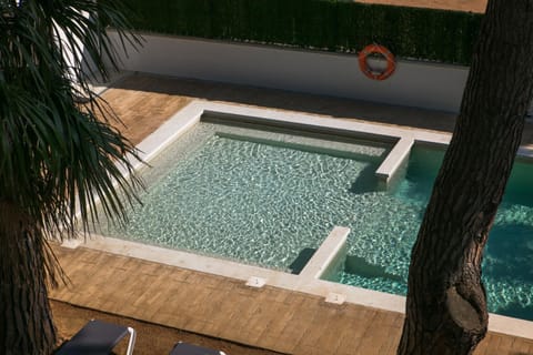 Off site, Swimming pool