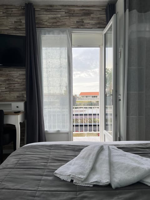 Bedroom, Sea view