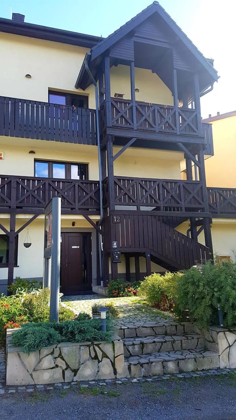 Property building, Balcony/Terrace