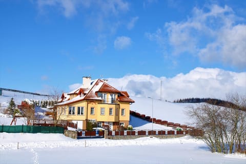 Property building, Winter