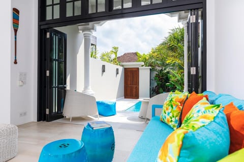 Garden, Garden, Balcony/Terrace, Living room, Swimming pool, Swimming pool