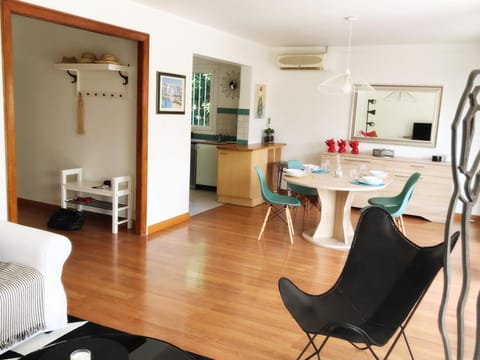 TV and multimedia, Balcony/Terrace, Kitchen or kitchenette, Living room, Dining area