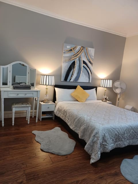 Gabriel Guesthouse Bed and Breakfast in Rhyl